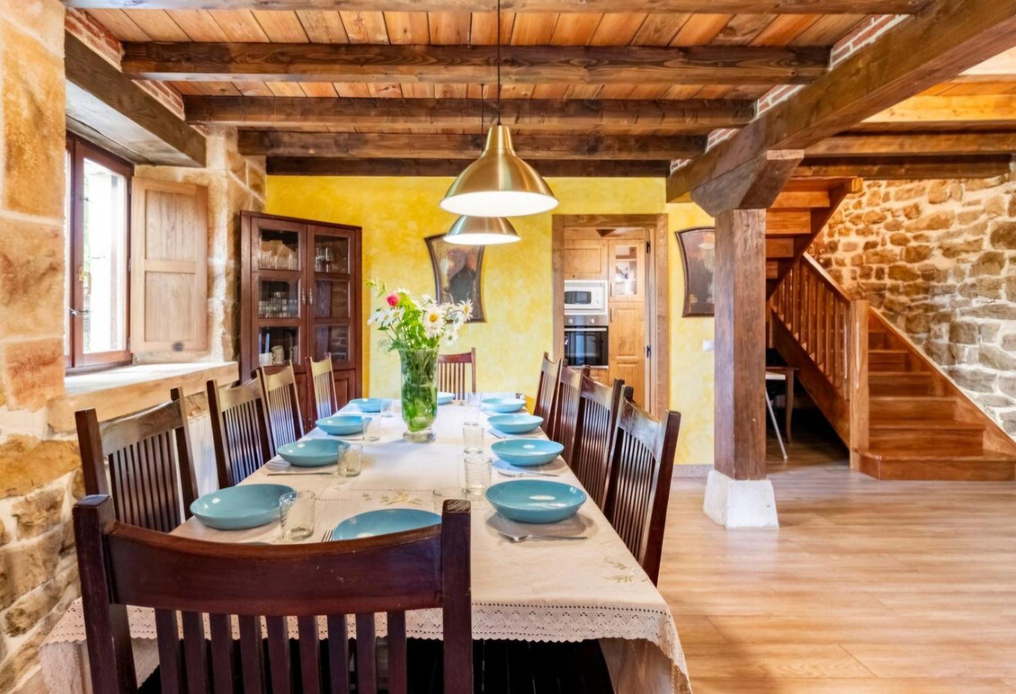 Casa De Pueblo Las Golondrinas De Luena San Miguel de Luena 外观 照片