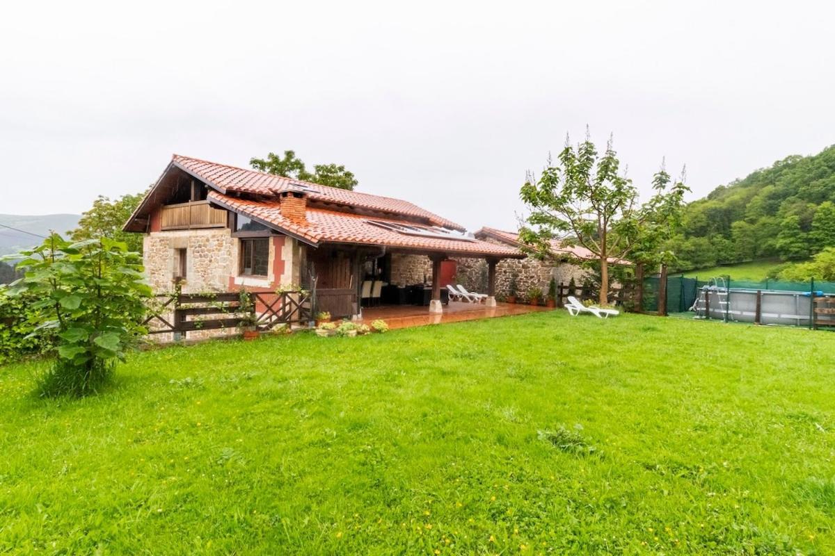 Casa De Pueblo Las Golondrinas De Luena San Miguel de Luena 外观 照片
