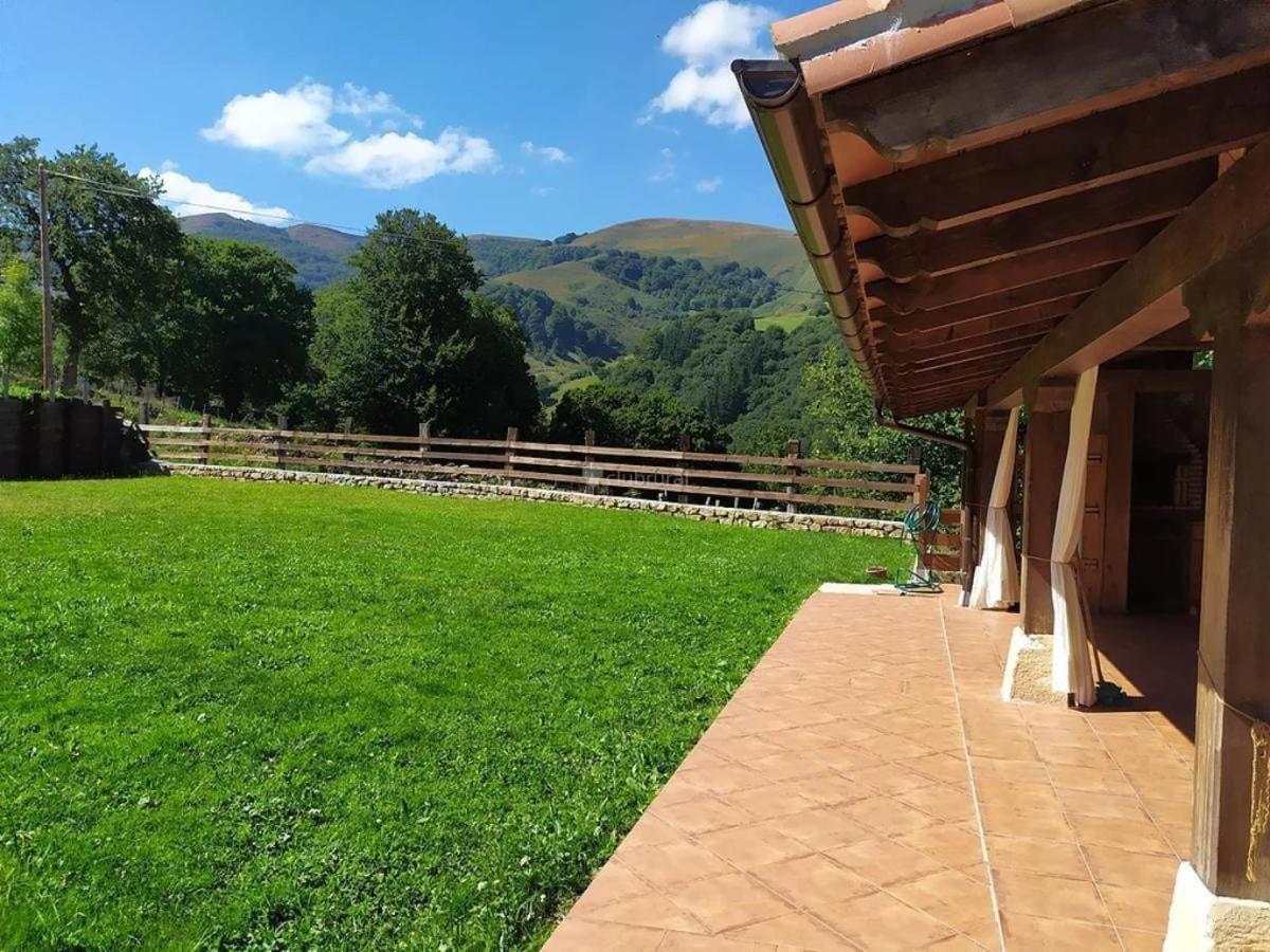 Casa De Pueblo Las Golondrinas De Luena San Miguel de Luena 外观 照片